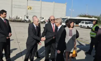 Министър председателят на България акад Николай Денков и вицепремиерът и министър