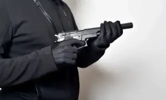 Тази нощ маскирани застреляха с над 20 куршума македонския бизнесмен