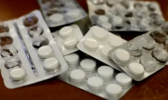 Здравният министър: Недостиг има на много малко лекарства, а не на 300 животоспасяващи медикамента