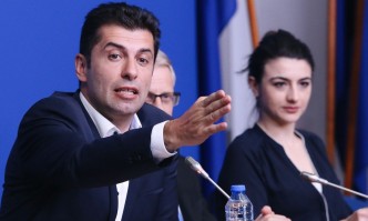 САЩ завладяват газовия пазар и откупуват още време за Промяната