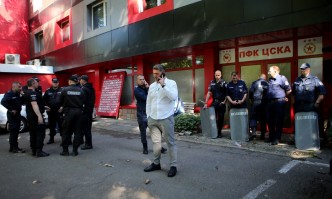 Отрязана е и греда на Българска армия Напрежението преди мача