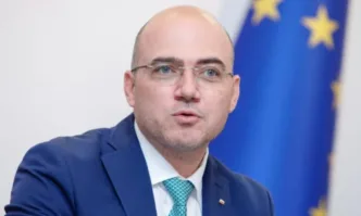 България ще започне преговори с авиокомпании за нови чартърни програми