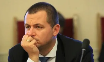 На Трибуната – Николай Александров: Повечето пари за държавните служители са сигнал за частния сектор