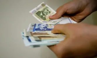 Ръст на депозитите 8 9 но същевременно и на кредитите