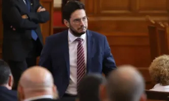 Напусналият депутат от ИТН Кирил Симеонов който се причисли към