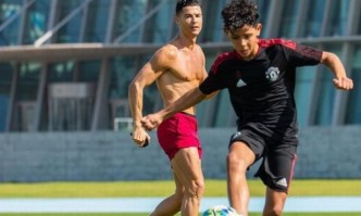 Роналдо младши ще носи №7 като своя баща Синът на Кристиано Роналдо