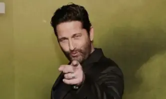 Наскоро 54 годишният шотландски актьор Джерард Бътлър беше забелязан с модела на