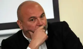 Служебният финансов министър Георги Клисурски обяви че до дни в
