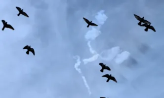 Ирански дронове са атакували летище в Азербайджан, Иран твърди, че не са те, а Израел