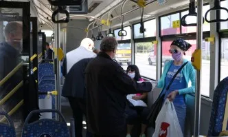125 пътници в градския транспорт в София с акт за липса на маска