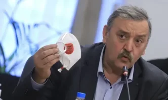 Проф. Кантарджиев: Може да се ваксинираме до средата на ноември, дори в началото на декември