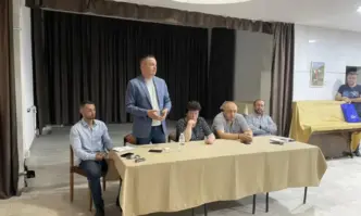 Спиралата от избори и експерименти през последните три години са