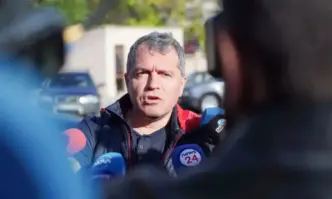 Присъствах на разговора с още 12 човека Думите бяха на