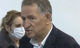 Кацаров: Зелен сертификат на публични места или още ограничения - решаваме следващата седмица