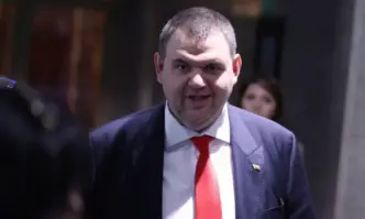 Делян Пеевски вече е съпредседател на парламентарната група на ДПС