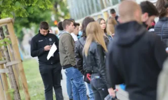 Зрелостниците подали заявления за участие в държавните зрелостни изпити ще