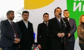 От Фейсбук профила Георги ДрагановТака се създава илюзия за масовост