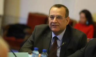 Правим тази декларация и за да опровергаем обвиненията на премиера