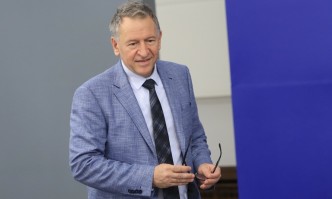 До 5 години затвор грозят бившия министър на здравеопазването Стойчо