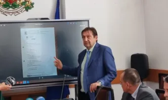 Шишков: Спирането на незаконното строителство край Варна е в правомощията на Общината