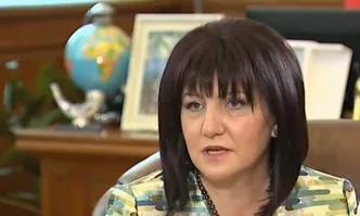Караянчева: На места в речта на президента имах чувството, че говори г-жа Нинова