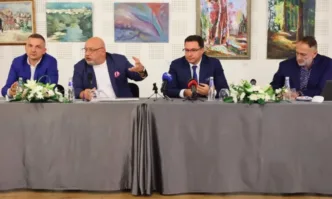 Заради многото фактори сред които най вече калпавото управление на кабинета