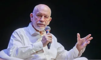 Световноизвестният американски актьор Джон Малкович ще играе за първи път