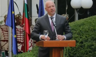 Демокрацията върховенството на правото и зачитането на човешките права са