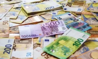 Еврото претърпя обрат спрямо щатския долар и вече пое нагоре