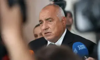 Ежедневието на несистемни партии на партии които толкова са се