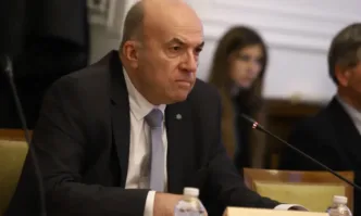 Депутатите изслушват външния министър заради побоя над Християн Пендиков