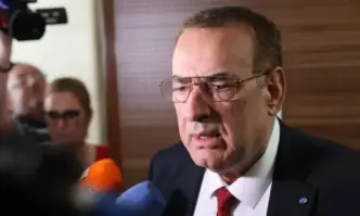 Има вероятност депутатите от ДПС които застанаха зад Ахмед Доган