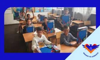 По случай Международния ден на детето инициативата Феникс на доброто