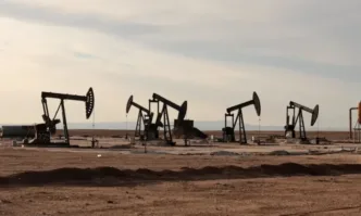 Иран предупреди за цени от 200 долара за барел петрол