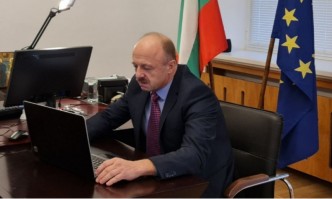 Предстои дълъг и рисков път на евакуираните от Украйна коментира