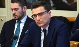 Васил Стефанов от Продължаваме промяната Демократична България влиза в