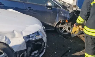 Две катастрофи на магистрала Струма при 150 км затрудняват движението