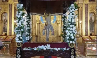 Днес за православния свят е Разпети петък най тъжният ден