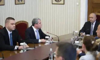 От партията на Трифонов Президентът Румен Радев прие представителите на