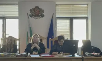 Делото Дебора започва отначало