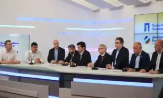 От Фейсбук профила на Даниел МитовРазбирам че колегите от ПП ДБ