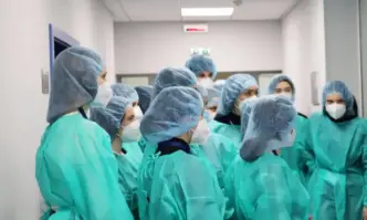 Увеличава се броят на пациентите получили белодробни усложнения след прекаран