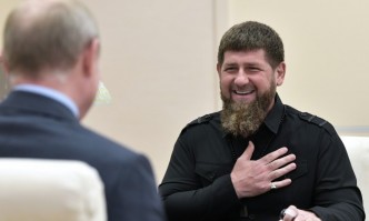 Чеченският лидер Рамзан Кадиров обяви днес че се намира в
