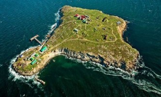 Украинските граничари от Змийския остров са живи и в момента