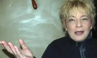 Веселина Томова от Афера се оказа с охрана и бронижилетка