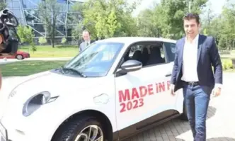 Бъди промяната Продавачи на въздух Бъди промяната продължавай да лъжеш