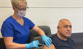 В публикацията той уточни че не е под карантина Лидерът