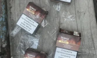 Кутии с пури притесниха арестувания кмет на Варна