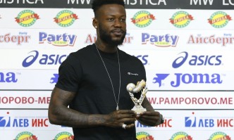 Нападателят дойде в отбора през октомври Конгоанският нападател Жуниор Мапуку бързо