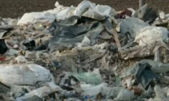 Незаконно депо за отпадъци е установено до село Ягодово